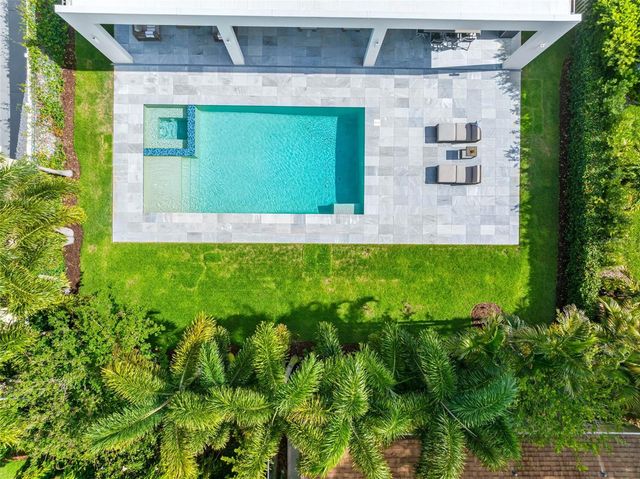 3208 W LAWN AVENUE, Tampa, FL 33611