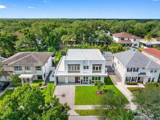 3208 W LAWN AVENUE, Tampa, FL 33611