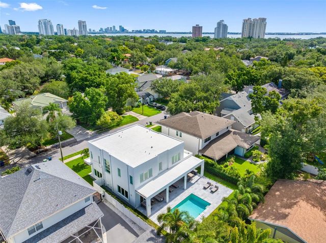 3208 W LAWN AVENUE, Tampa, FL 33611
