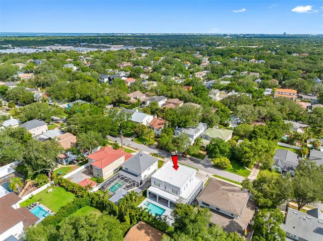 3208 W LAWN AVENUE, Tampa, FL 33611