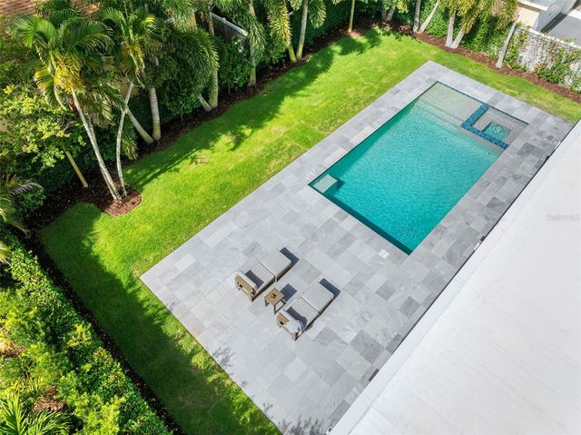 3208 W LAWN AVENUE, Tampa, FL 33611