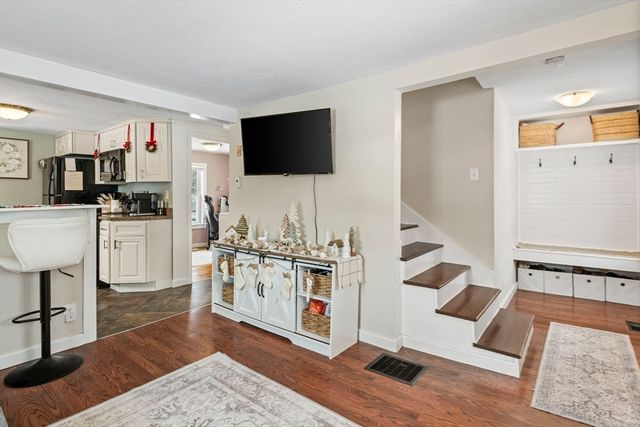 25 Marjorie St, Orange, MA 01364