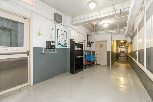 110-20 71st Road 206, Forest Hills, NY 11375