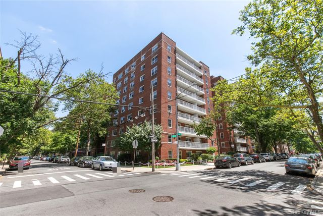 110-20 71st Road 206, Forest Hills, NY 11375