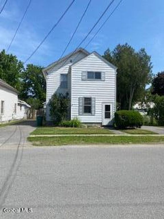 20 La Claire Street, Hudson Falls, NY 12839