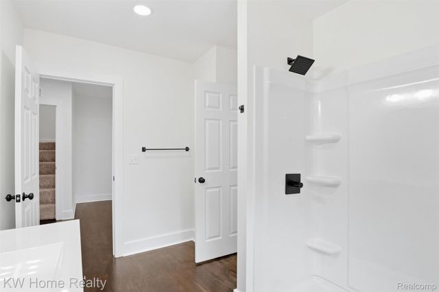 21130 Seminole Street, Southfield, MI 48033