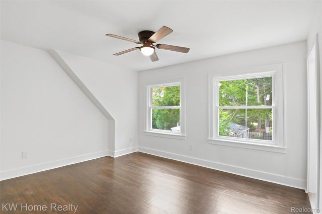 21130 Seminole Street, Southfield, MI 48033