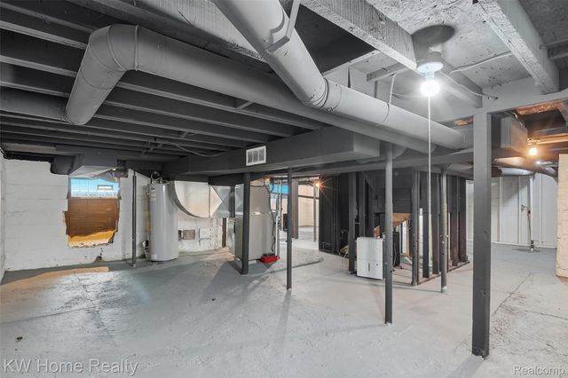 21130 Seminole Street, Southfield, MI 48033