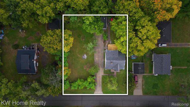21130 Seminole Street, Southfield, MI 48033
