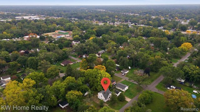 21130 Seminole Street, Southfield, MI 48033