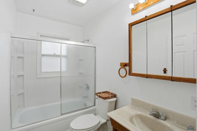 8024 BLUCKSBERG DR, Sturgis, SD 57785