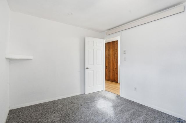 8024 BLUCKSBERG DR, Sturgis, SD 57785