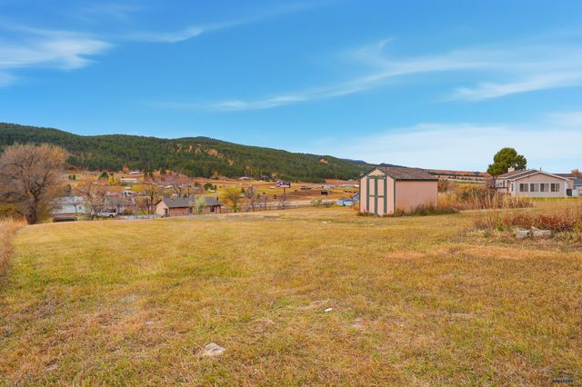 8024 BLUCKSBERG DR, Sturgis, SD 57785