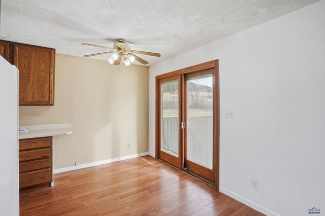 8024 BLUCKSBERG DR, Sturgis, SD 57785