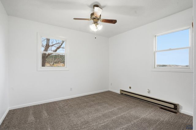 8024 BLUCKSBERG DR, Sturgis, SD 57785