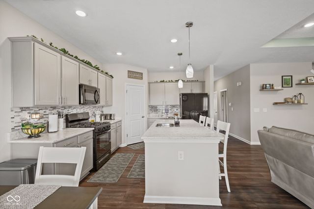 952 Borealis Drive, Franklin, IN 46131