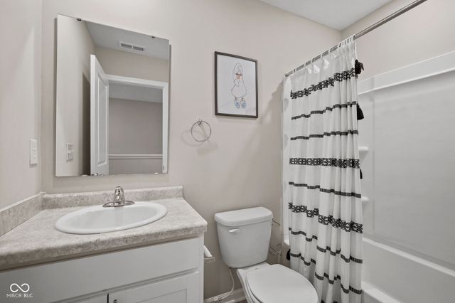 952 Borealis Drive, Franklin, IN 46131