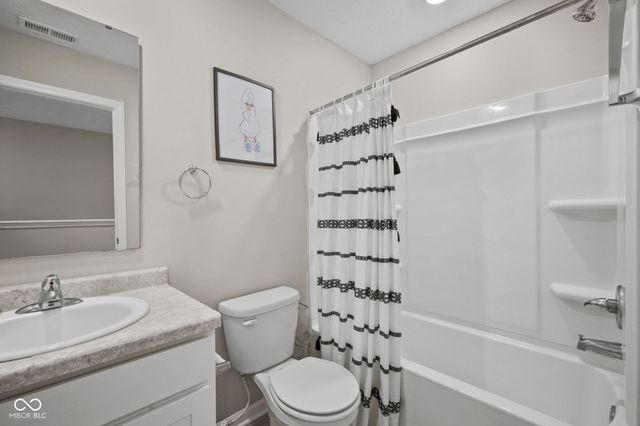952 Borealis Drive, Franklin, IN 46131