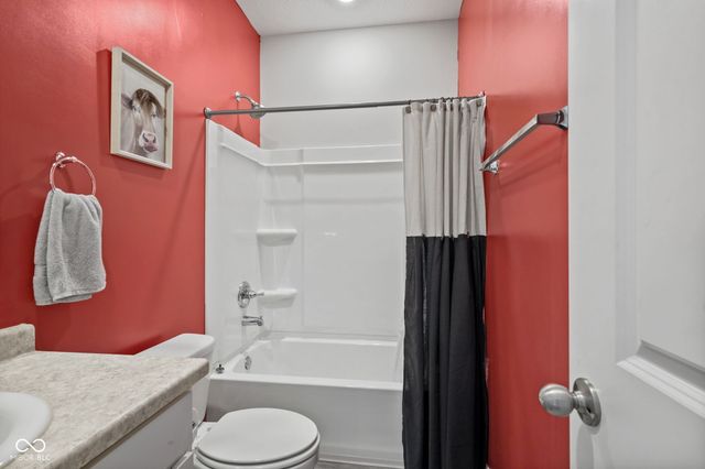 952 Borealis Drive, Franklin, IN 46131