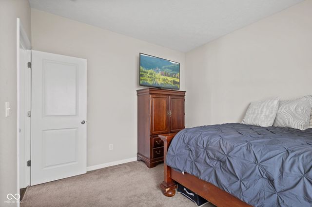 952 Borealis Drive, Franklin, IN 46131