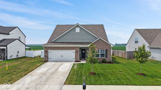 952 Borealis Drive, Franklin, IN 46131