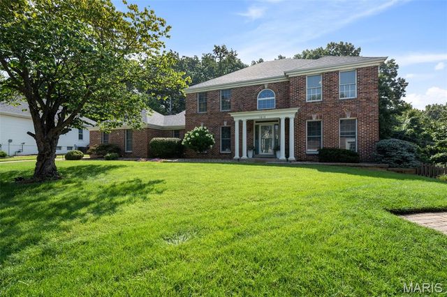 5818 Marromet Court, St Louis, MO 63128