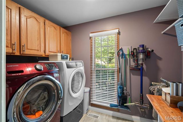 5818 Marromet Court, St Louis, MO 63128