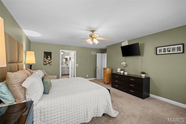 5818 Marromet Court, St Louis, MO 63128