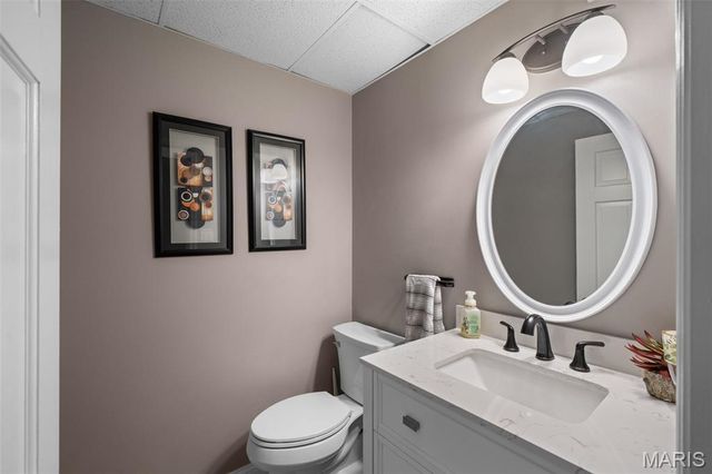 5818 Marromet Court, St Louis, MO 63128
