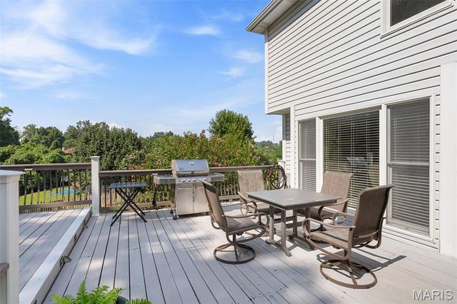 5818 Marromet Court, St Louis, MO 63128