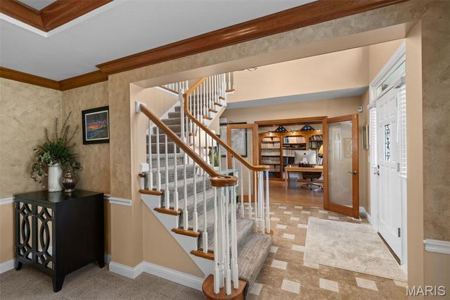 5818 Marromet Court, St Louis, MO 63128