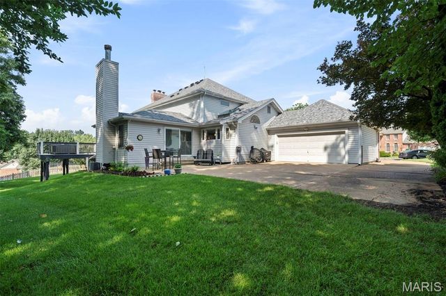 5818 Marromet Court, St Louis, MO 63128
