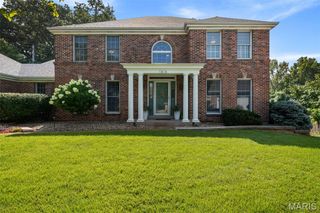 5818 Marromet Court, St Louis, MO 63128