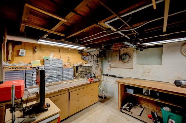 28 LAKE STREET, Oshkosh, WI 54901