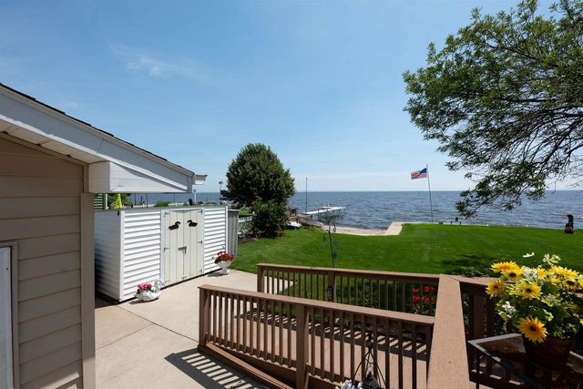 28 LAKE STREET, Oshkosh, WI 54901