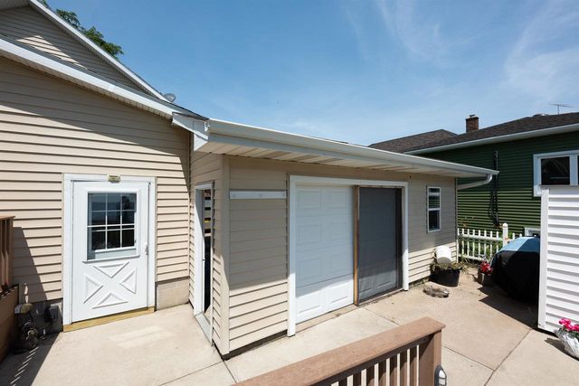 28 LAKE STREET, Oshkosh, WI 54901
