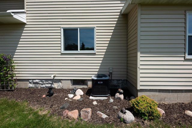 28 LAKE STREET, Oshkosh, WI 54901