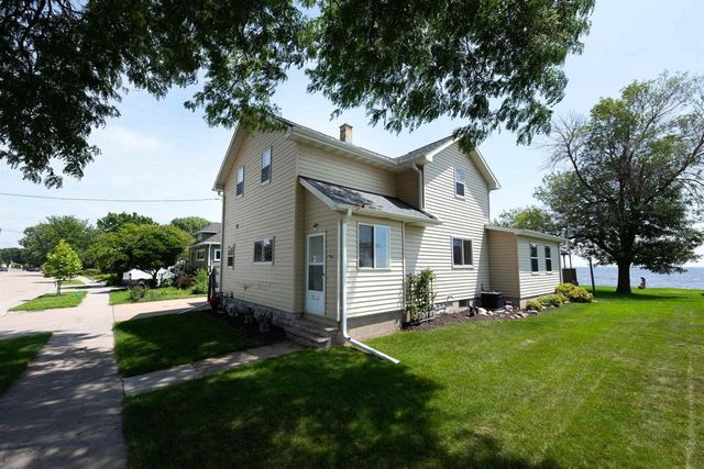 28 LAKE STREET, Oshkosh, WI 54901