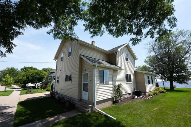 28 LAKE STREET, Oshkosh, WI 54901