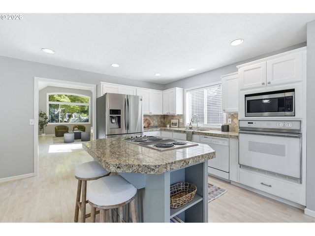 10145 Sw 153RD Ave, Beaverton, OR 97007