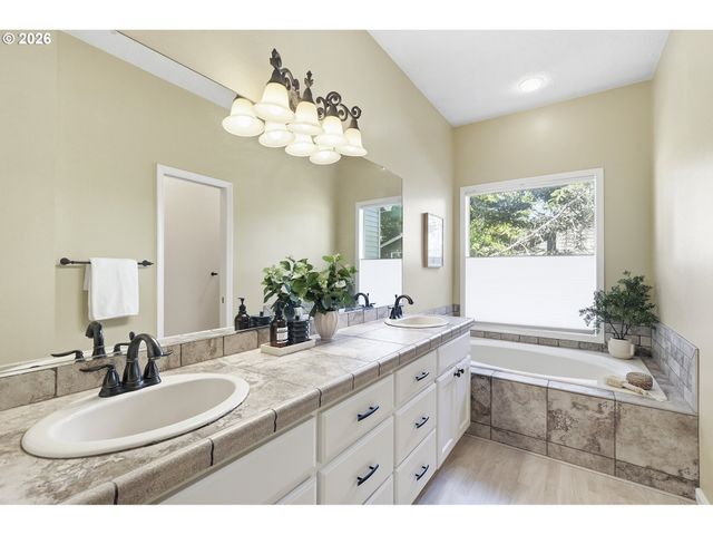 10145 Sw 153RD Ave, Beaverton, OR 97007
