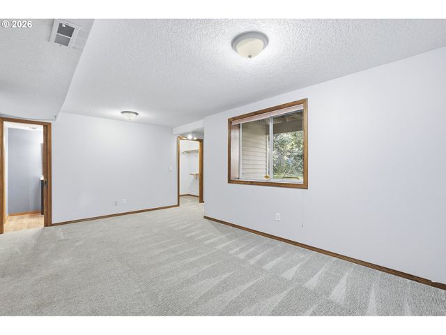 10145 Sw 153RD Ave, Beaverton, OR 97007