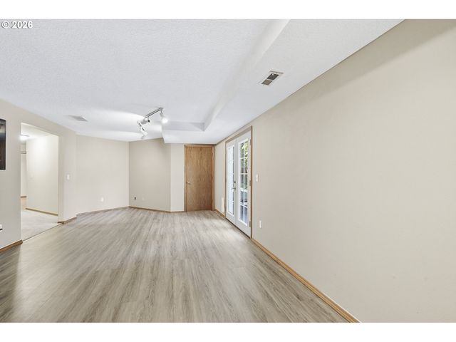 10145 Sw 153RD Ave, Beaverton, OR 97007