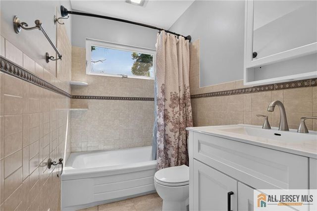 179 Davis Avenue, Piscataway, NJ 08854