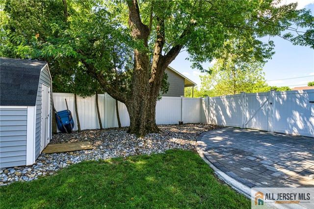 179 Davis Avenue, Piscataway, NJ 08854
