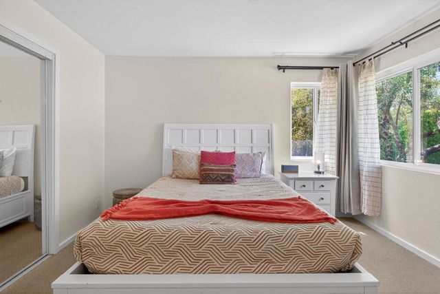 2109 E Paseo Gracia, Palm Springs, CA 92262