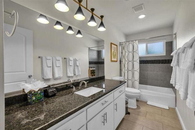 2109 E Paseo Gracia, Palm Springs, CA 92262