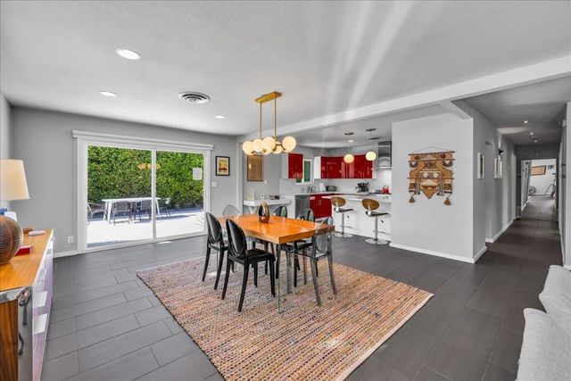 2109 E Paseo Gracia, Palm Springs, CA 92262