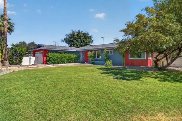2109 E Paseo Gracia, Palm Springs, CA 92262