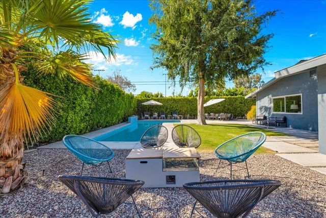 2109 E Paseo Gracia, Palm Springs, CA 92262